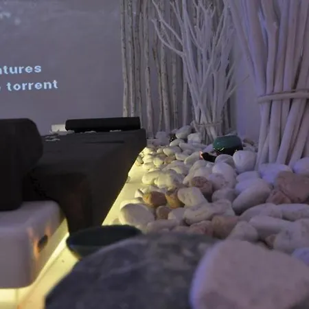 White Elegance גאליפולי